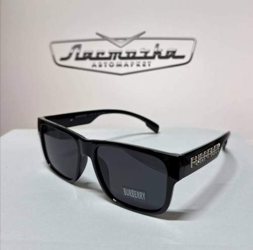 Очки солнцезащитные поляризационные BURBERRY P5221 C1